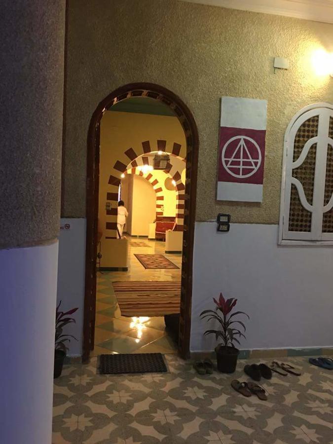 Отель Luxor Light Retreat Экстерьер фото