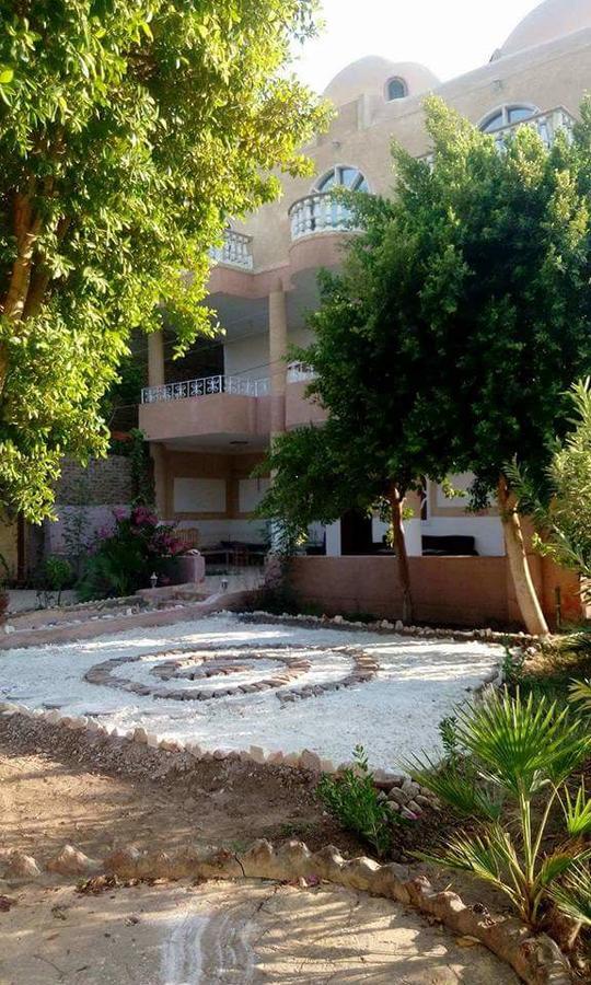 Отель Luxor Light Retreat Экстерьер фото